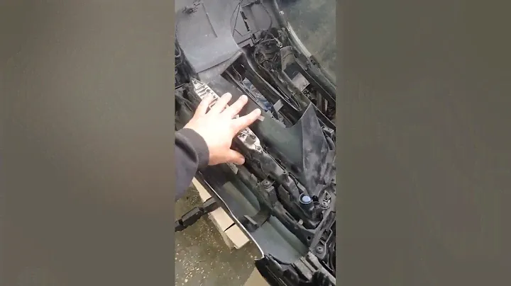 как снять и разобрать передний бампер на порш коен 3#какснять #какразобрать #коен #