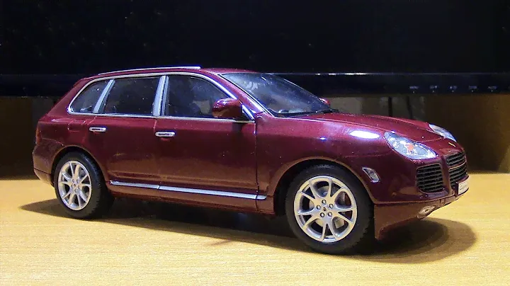 Porsche Cayenne Turbo масштаб 1-18 WELLY