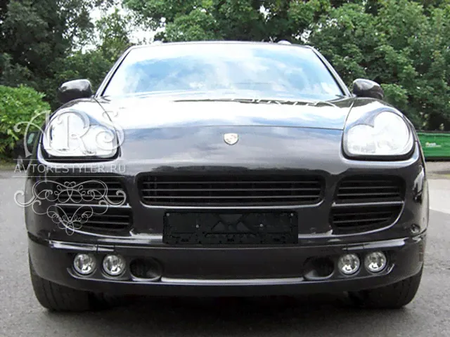 Обвес Techart Turbo S на передний бампер Porsche Cayenne 955 S