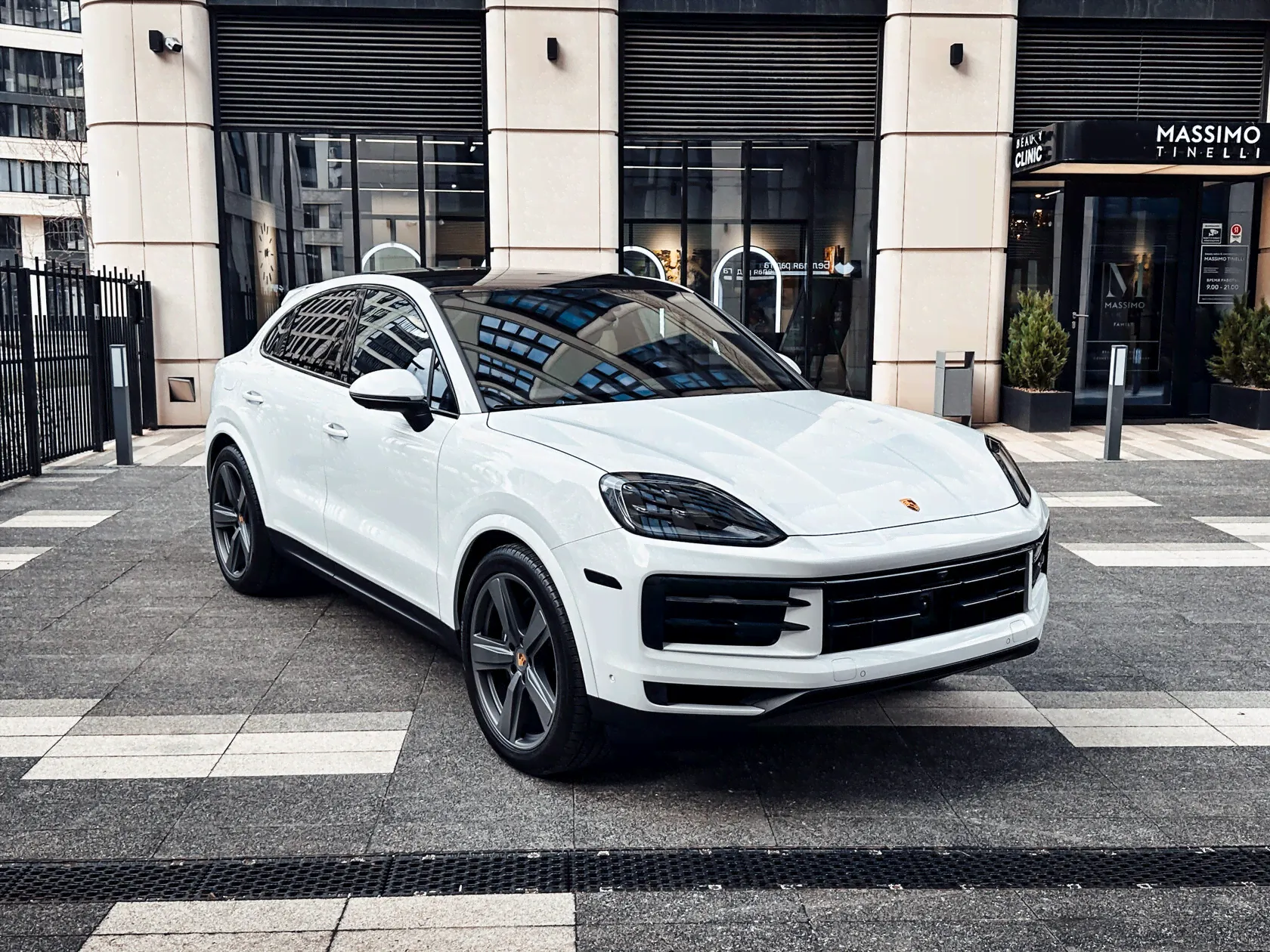 Porsche Cayenne / 2023